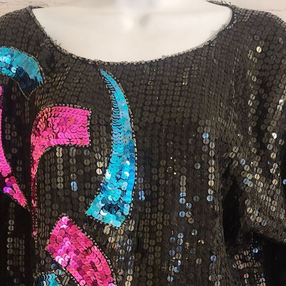 Vtg. Mint w/Tags Cee Cee Brand Black,Blue,Pink Silk Lined Sequin Tunic Top Sz.M - Picture 2 of 9